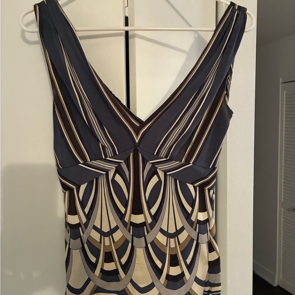 Elie Tahari Sleeveless Silk Blouse.  Grayish blue, Cream and Brown geometric
